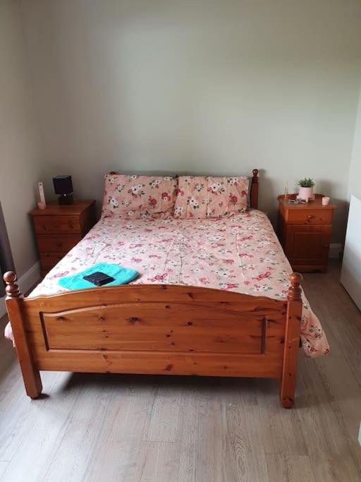 Private 3 Bedroom House Ideal For Family & Friends Killybegs Esterno foto